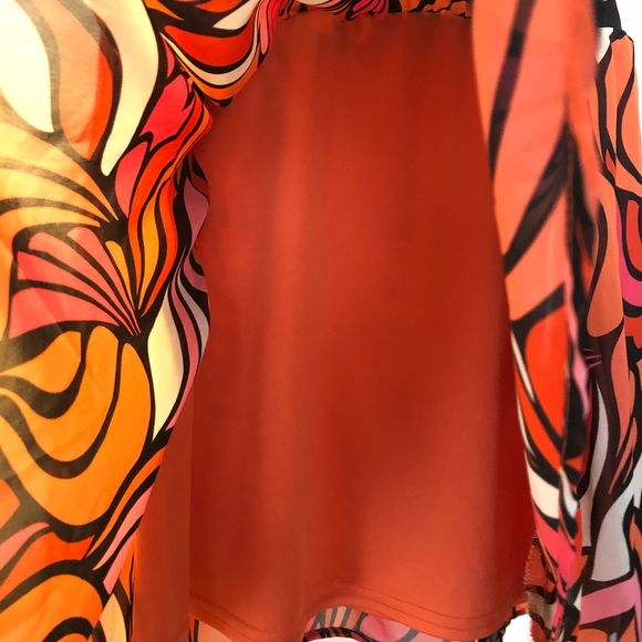 ☀️Juniors modern print skirt☀️ - Picture 3 of 4